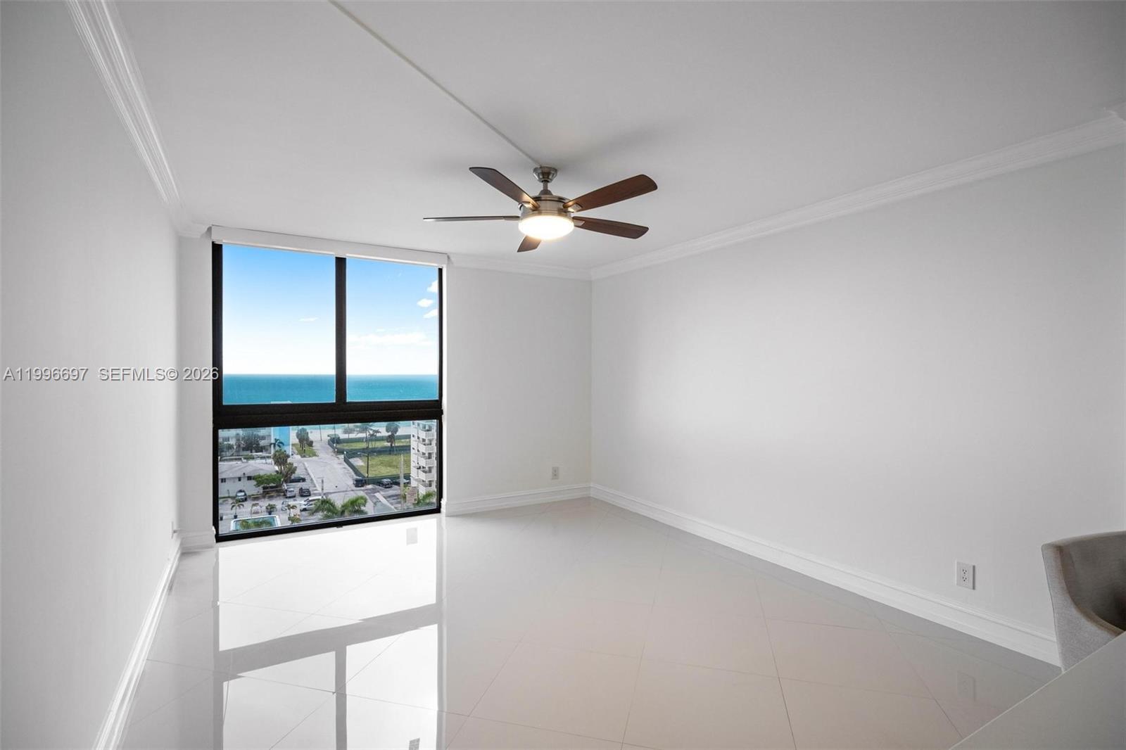 1500 S Ocean Drive G10 Property Photo 22