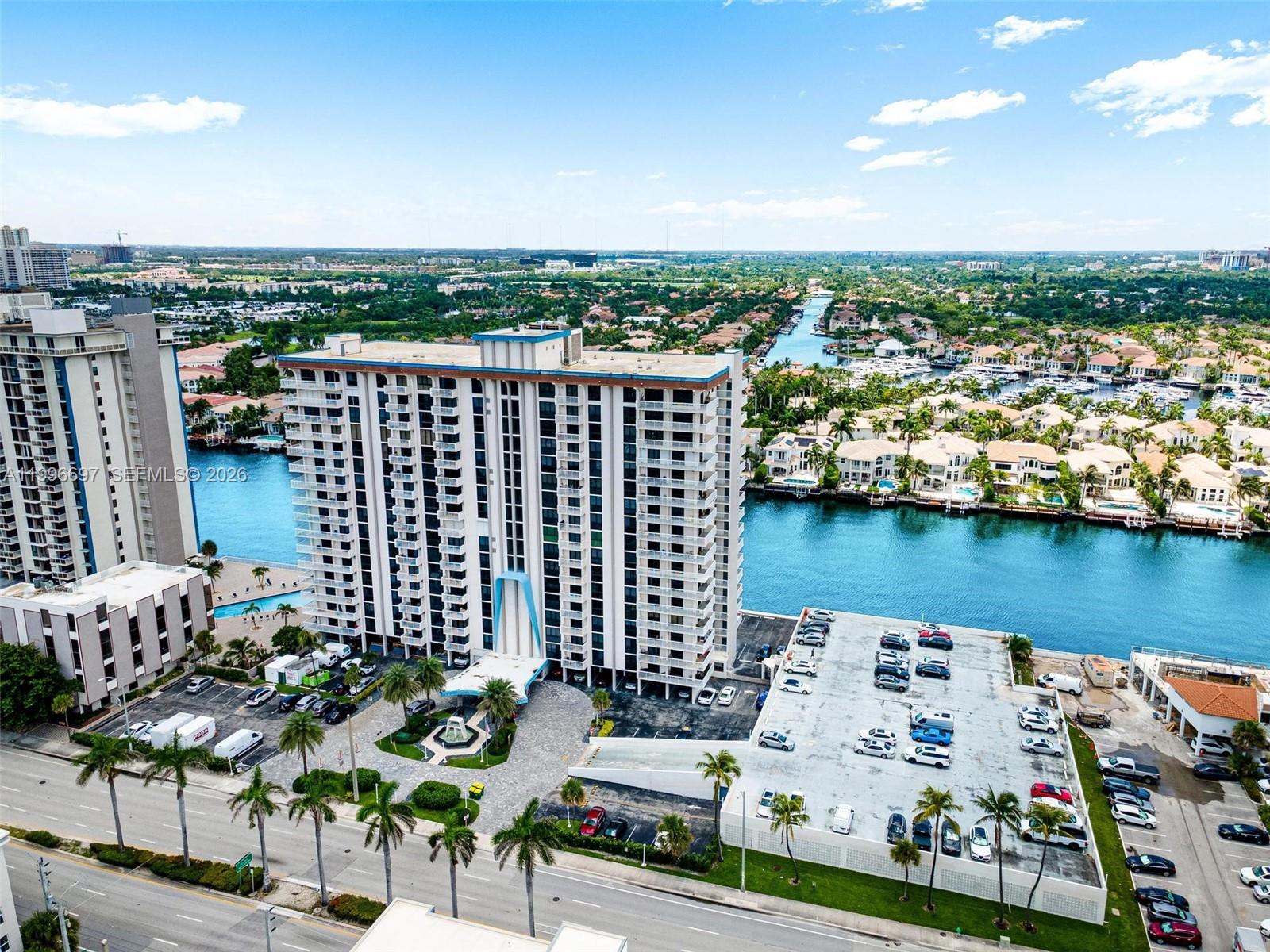 1500 S Ocean Drive G10 Property Photo 41