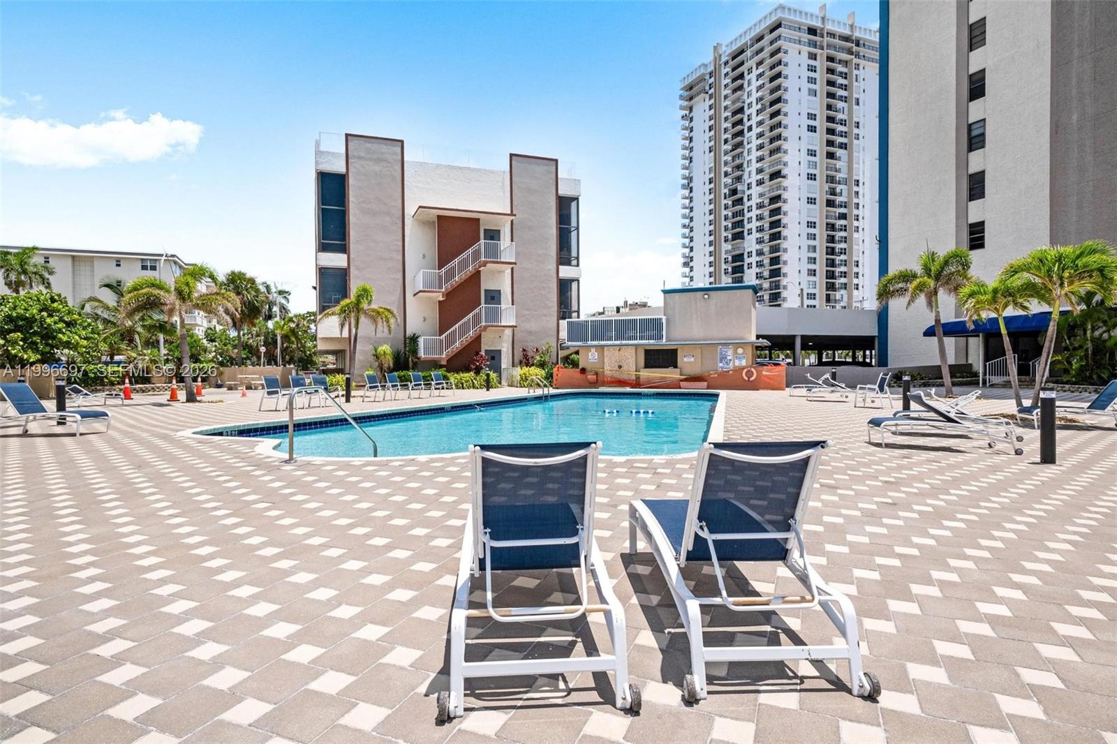 1500 S Ocean Drive G10 Property Photo 53