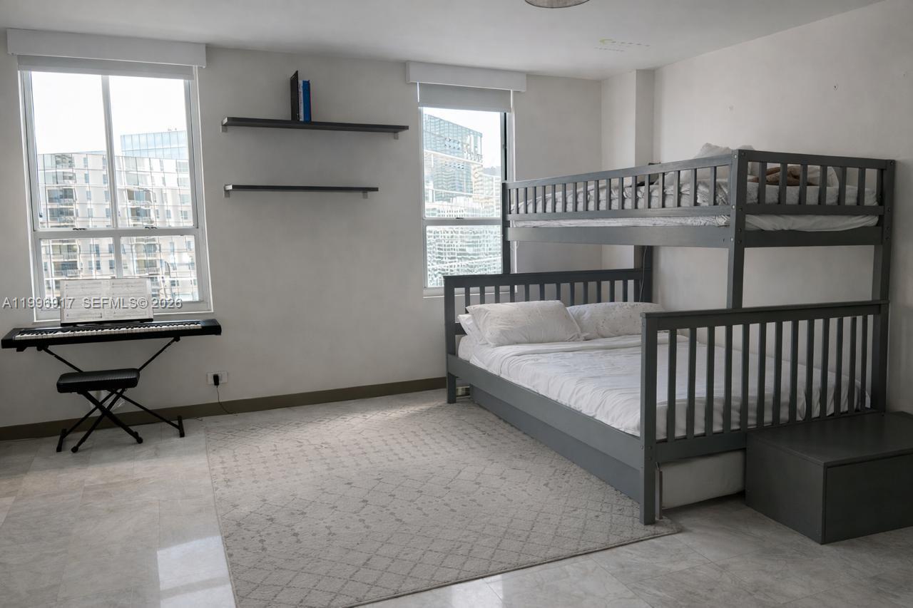 701 Brickell Key Boulevard 1611 Property Photo 8