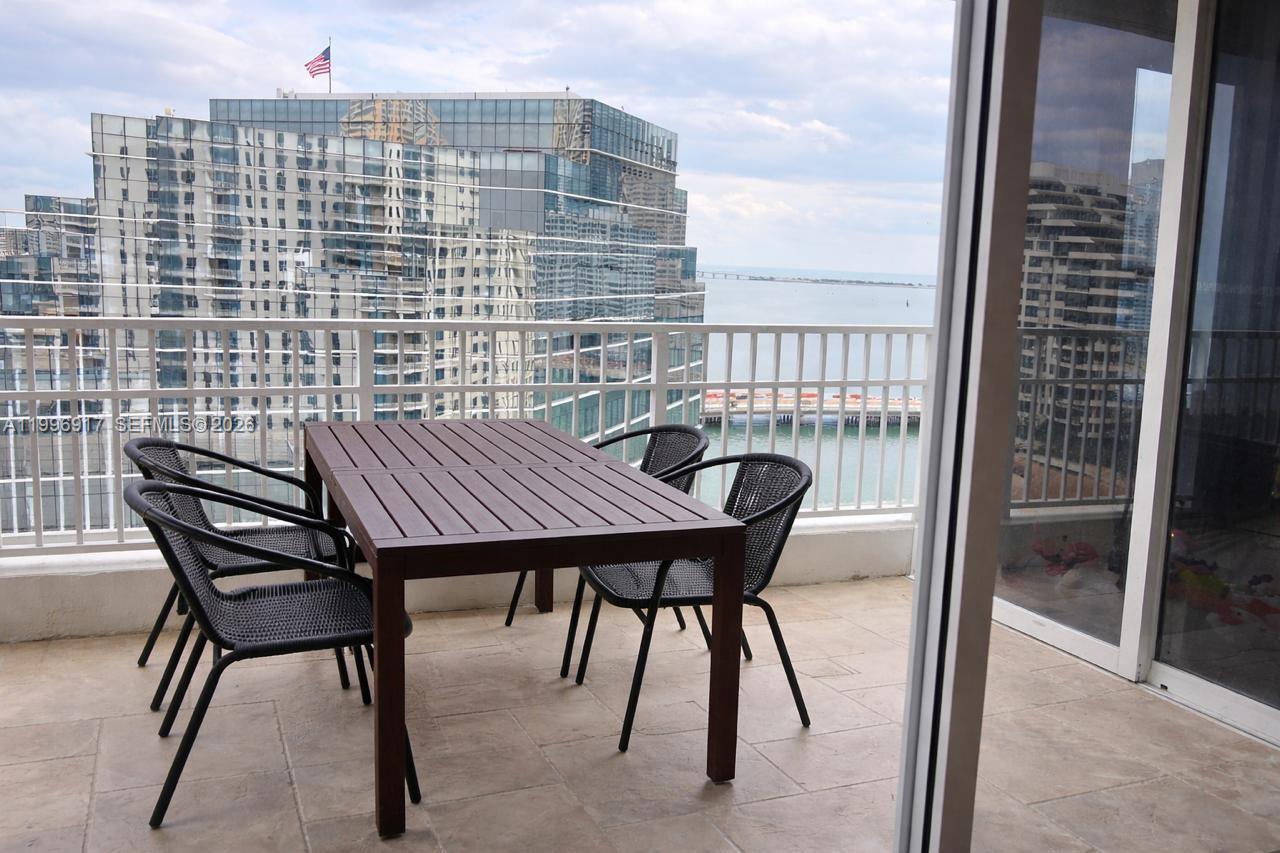 701 Brickell Key Boulevard 1611 Property Photo 22