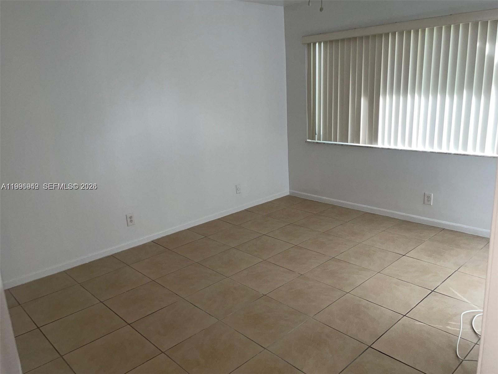 8940 S Hollybrook Boulevard 306 Property Photo 3