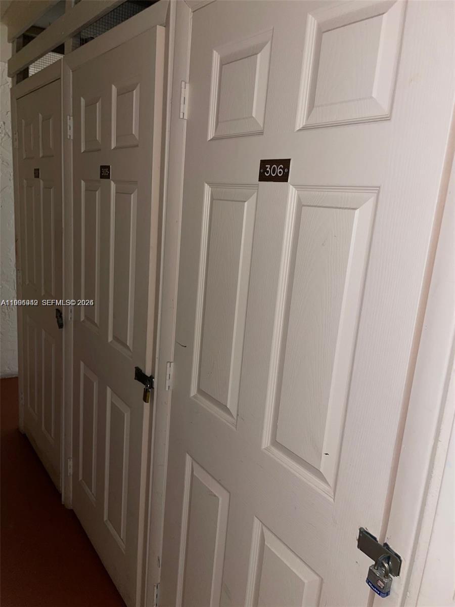 8940 S Hollybrook Boulevard 306 Property Photo 15
