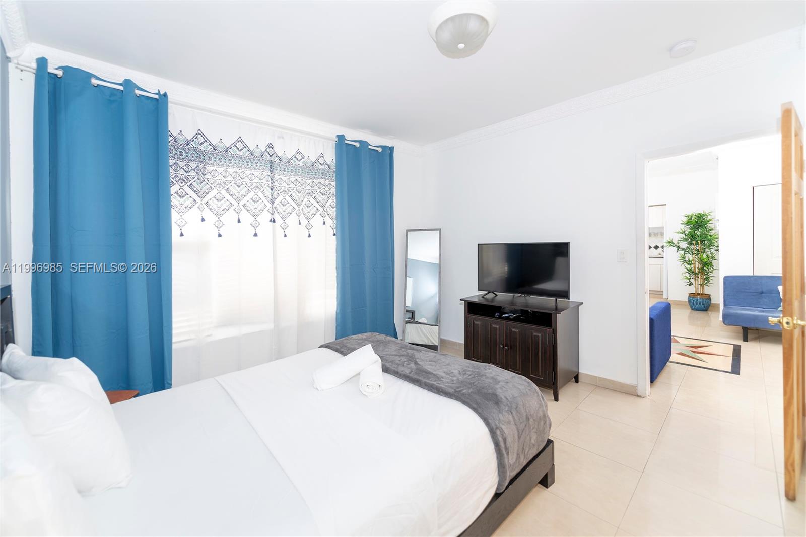 918 Ocean Drive 202 Property Photo 11