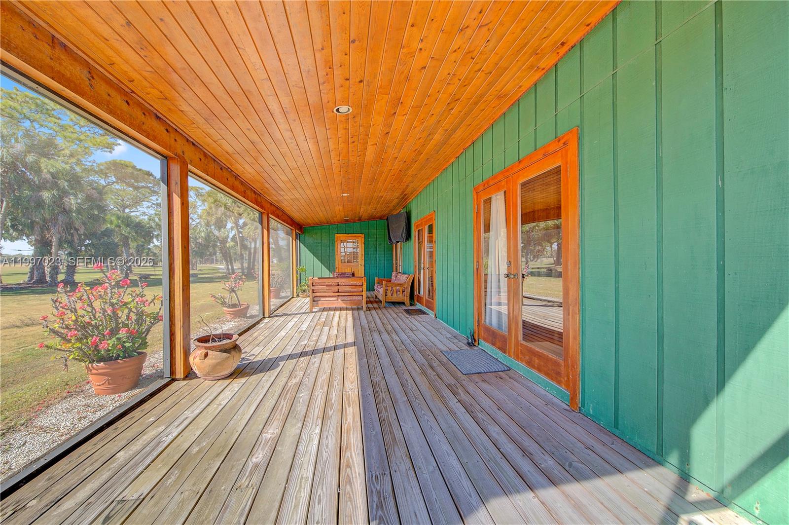 30003 Sw Martin Highway Property Photo 17