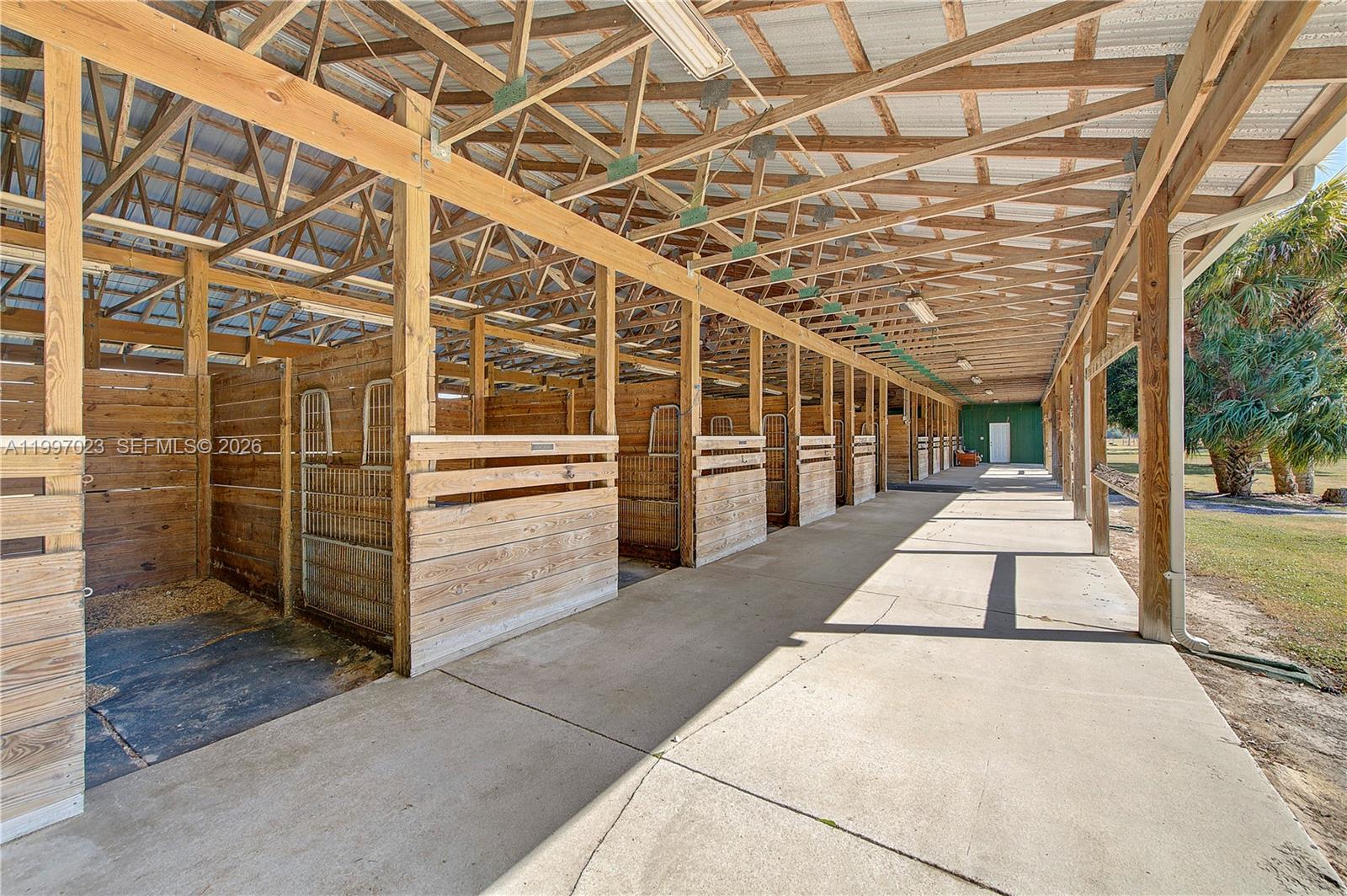 30003 Sw Martin Highway Property Photo 28