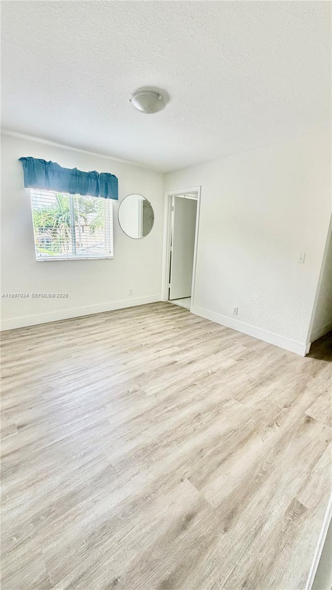 A11997034 Property Photo 13