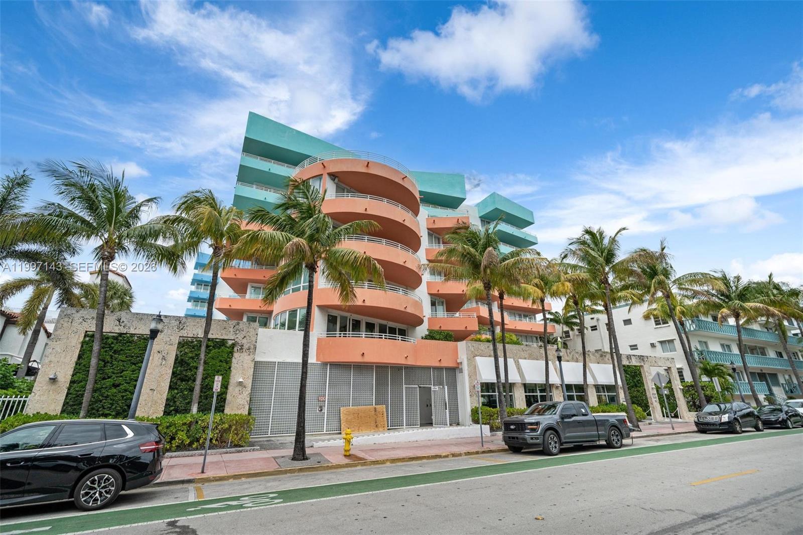 226 Ocean Drive 8f Property Photo 3