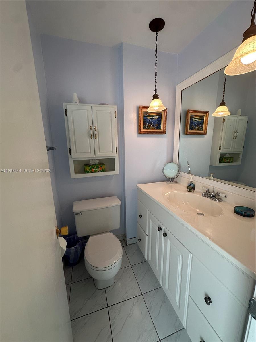 1445 Atlantic Shores Boulevard 307 Property Photo 6