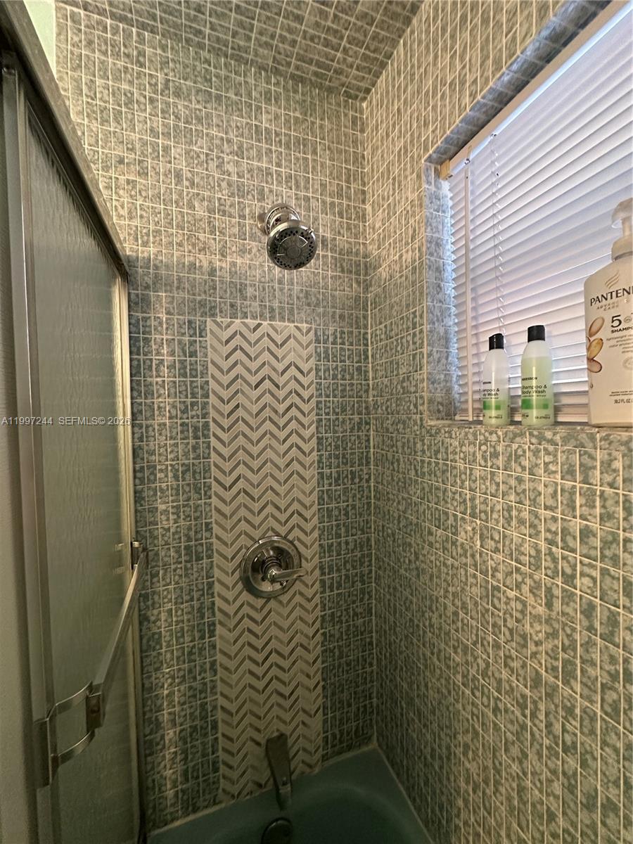 1445 Atlantic Shores Boulevard 307 Property Photo 17