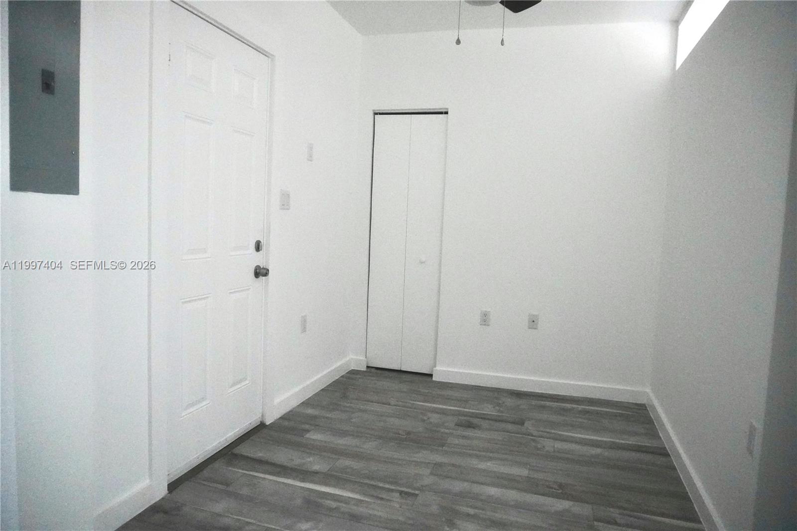 1036 Sw 5th Street 12 Property Photo 4