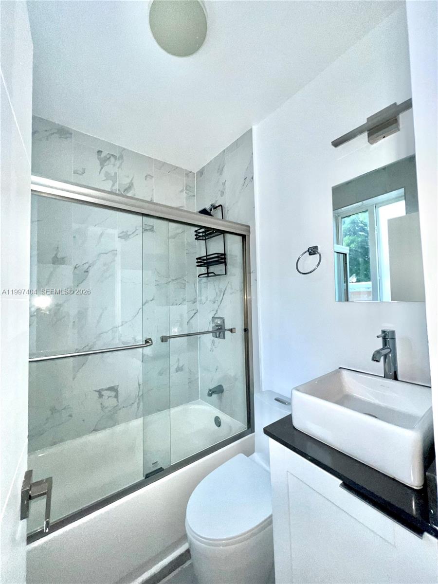 1036 Sw 5th Street 12 Property Photo 15