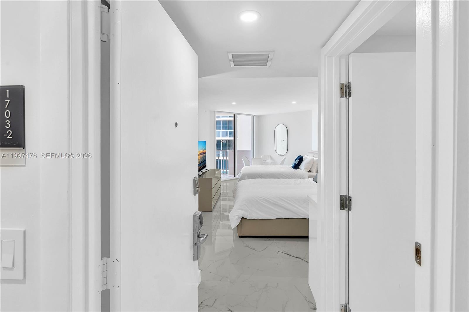 17375 Collins Avenue 1703 Property Photo 15