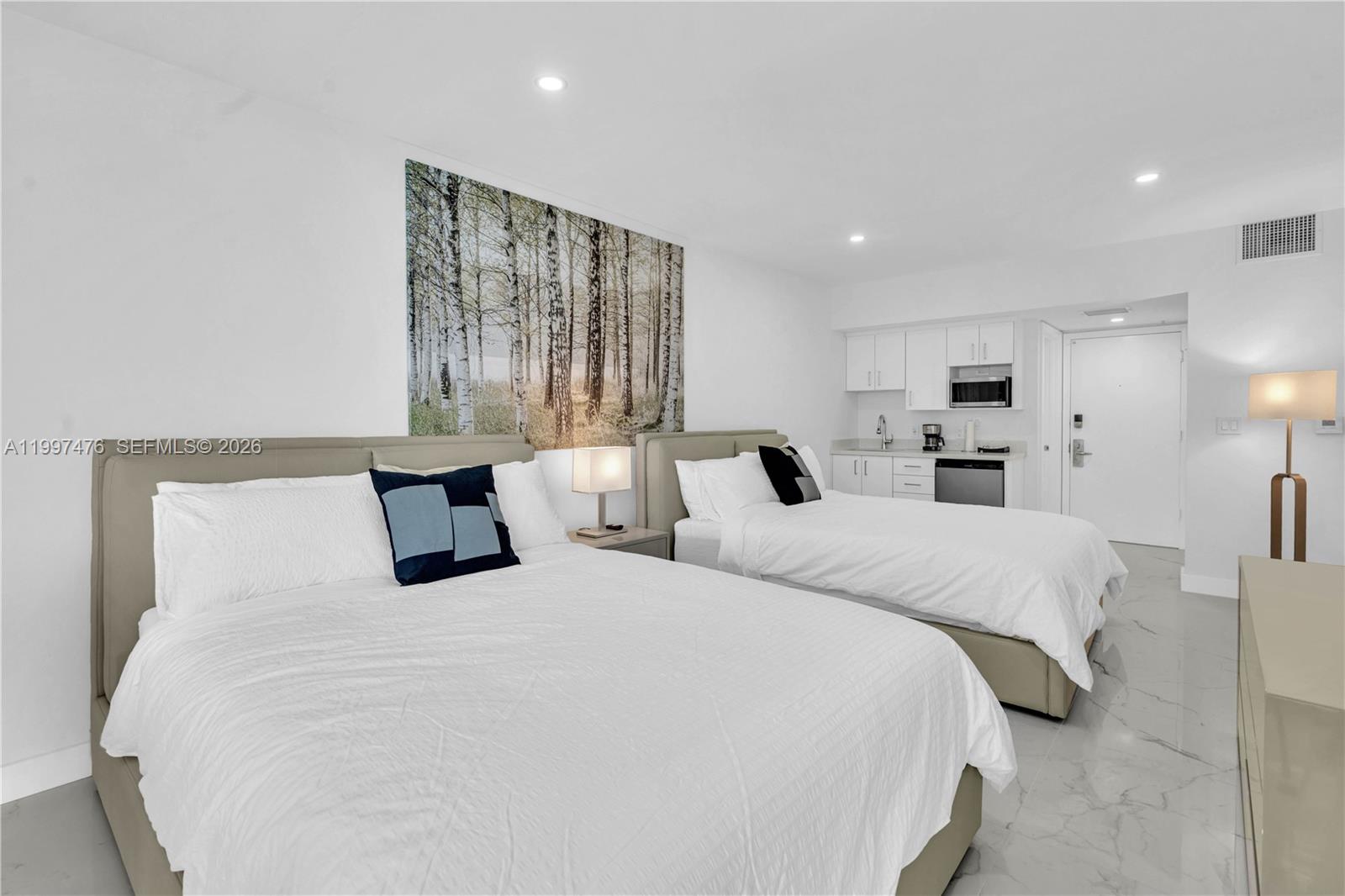 17375 Collins Avenue 1703 Property Photo 16