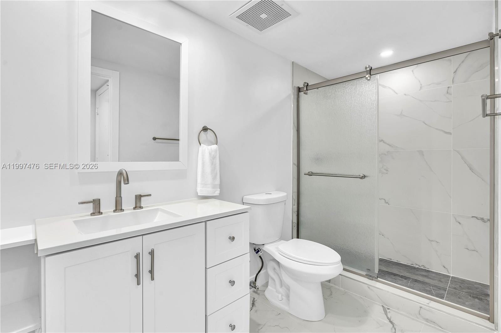 17375 Collins Avenue 1703 Property Photo 19
