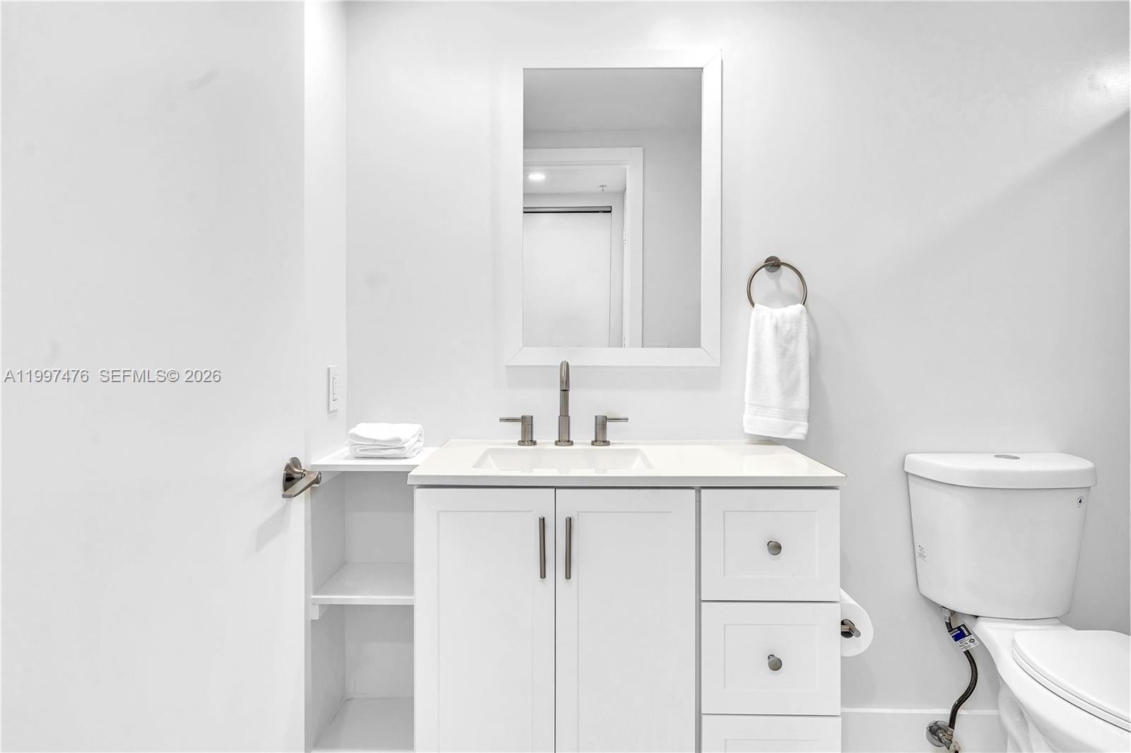 17375 Collins Avenue 1703 Property Photo 30