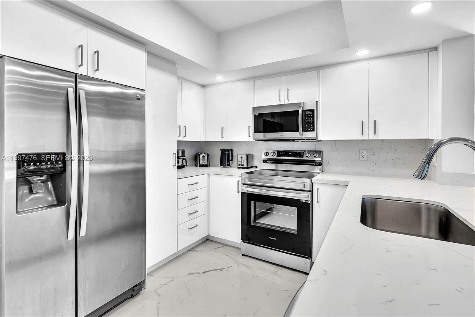 17375 Collins Avenue 1703 Property Photo 42