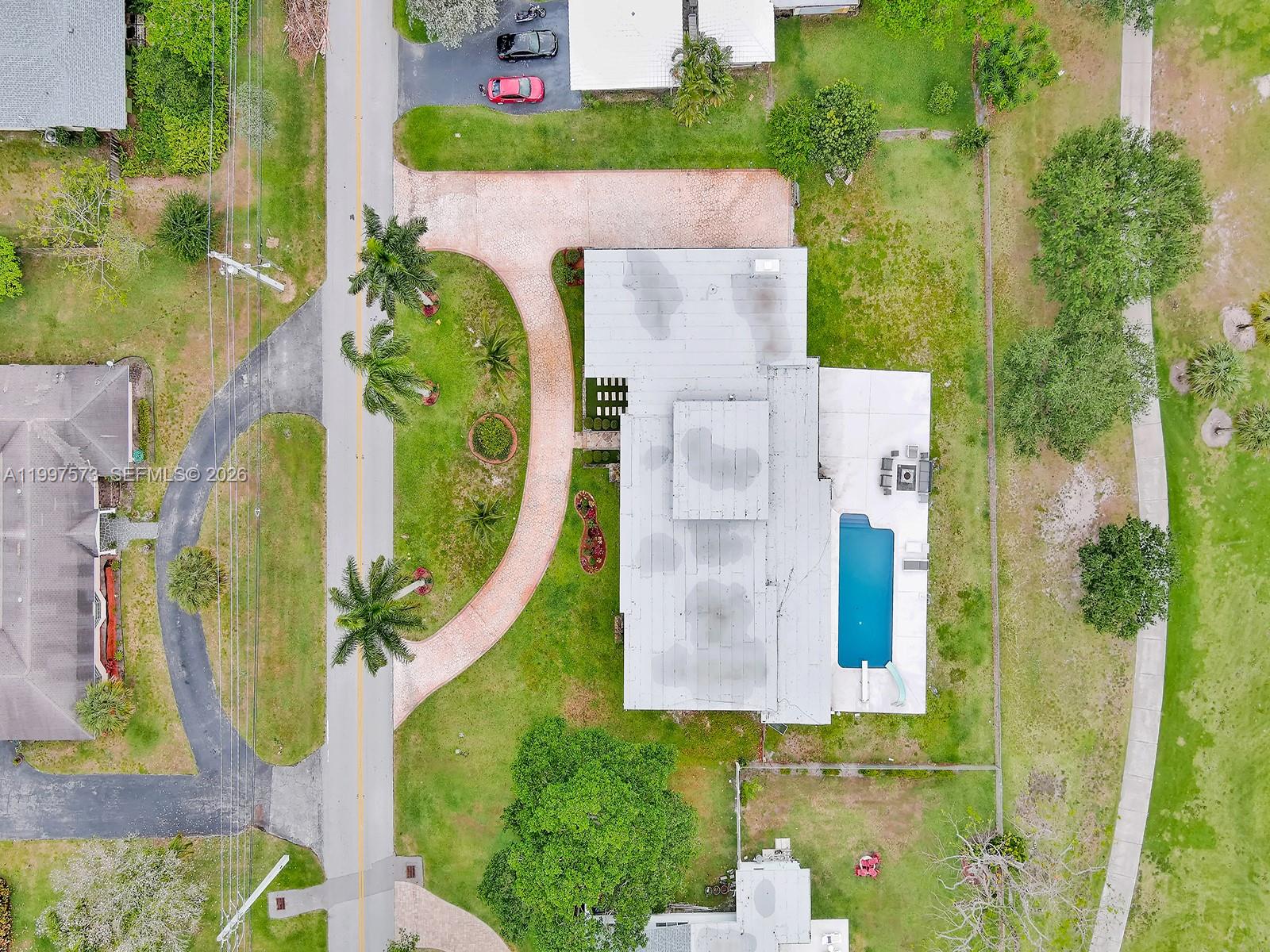 621 E Tropical Way Property Photo 33