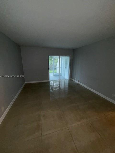 100 Lakeview Drive 115 Property Photo 6