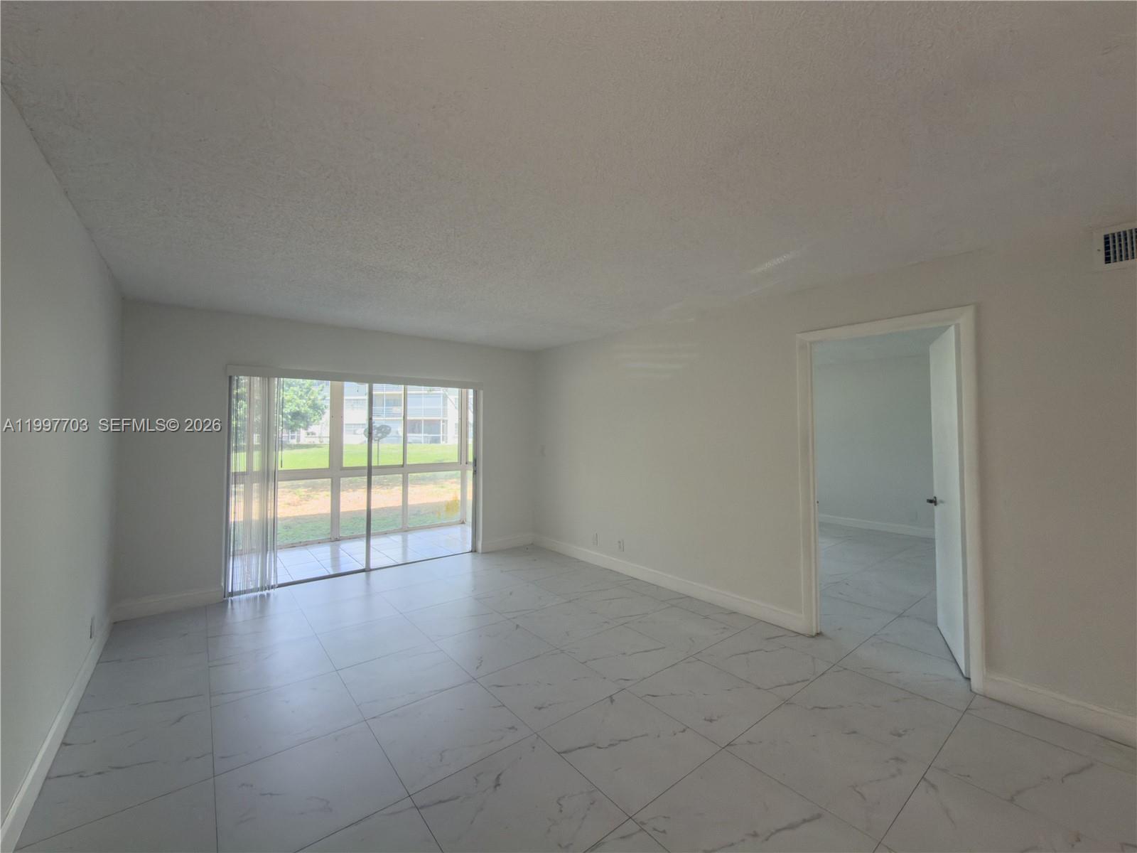 605 S State Road 7 1d Property Photo 16