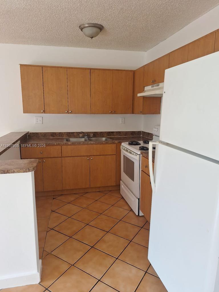 A11997905 Property Photo 6