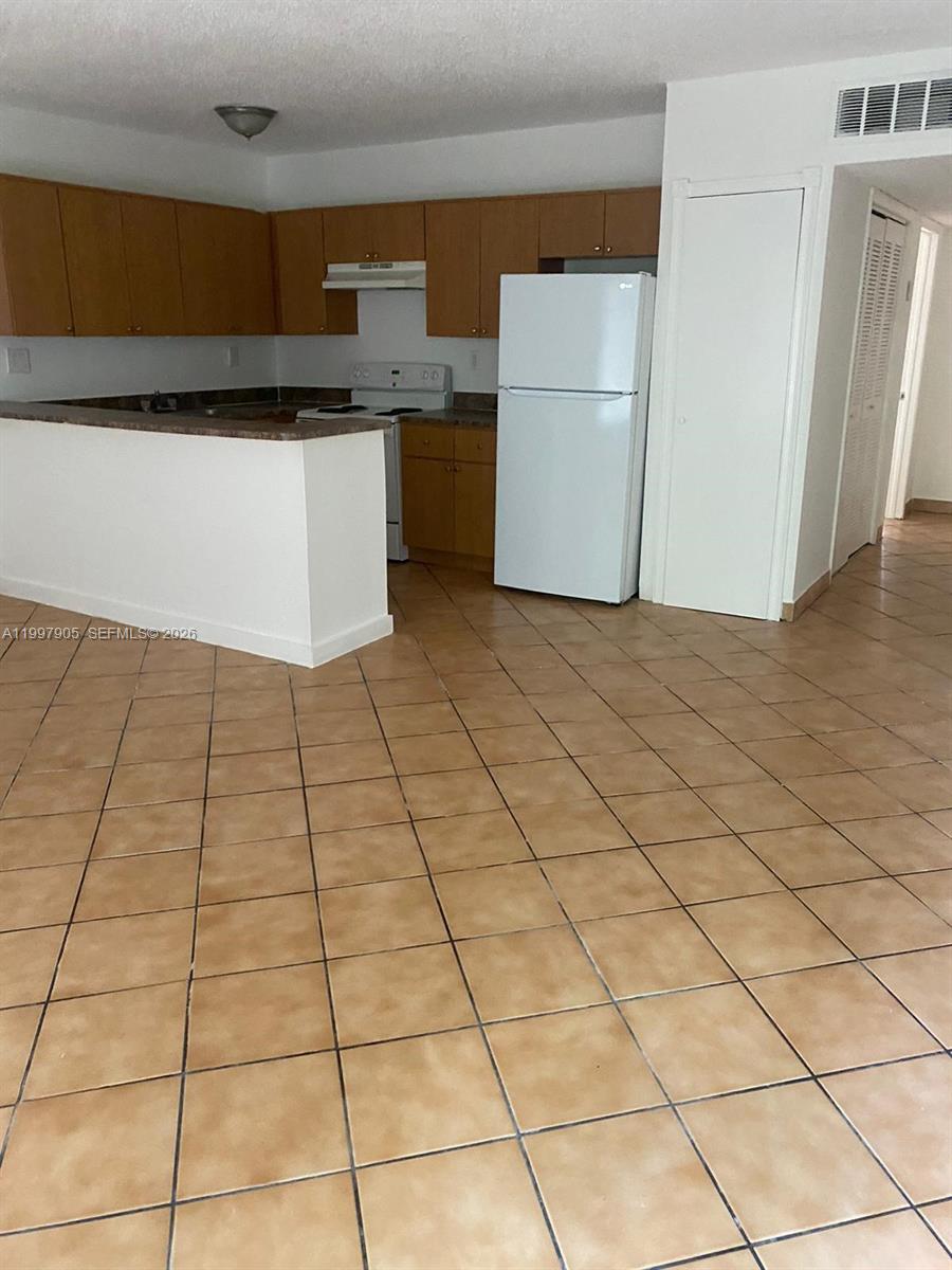 A11997905 Property Photo 9