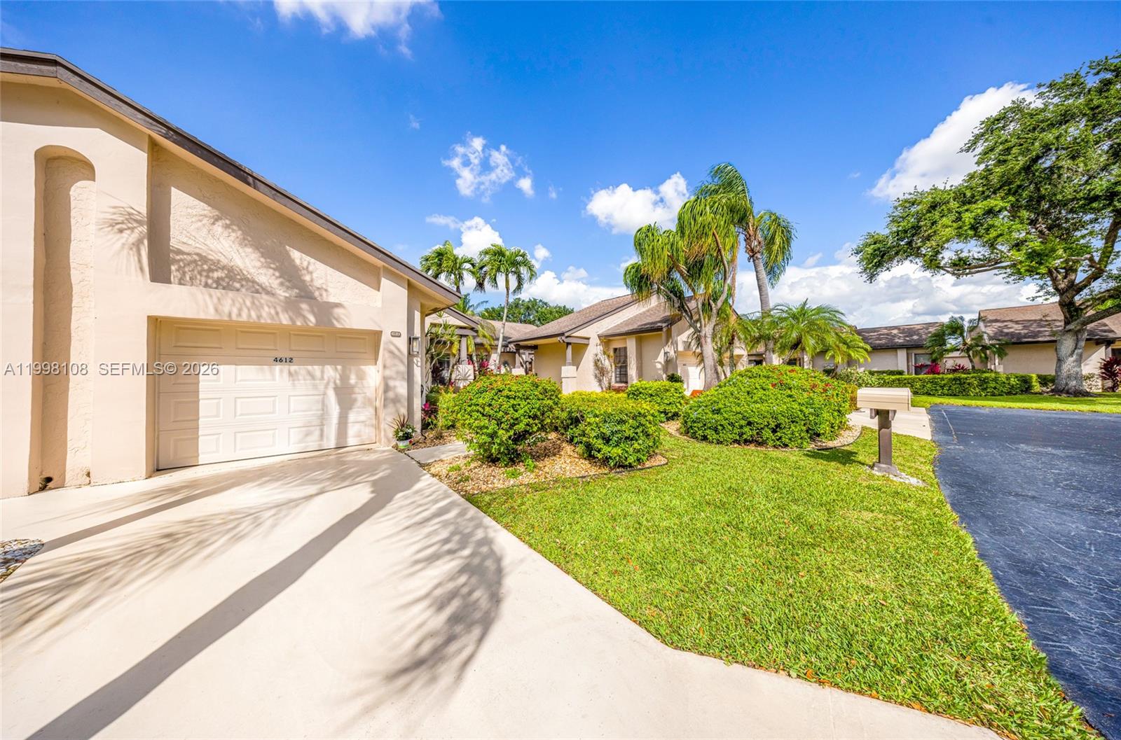 5302 Fairway Woods Drive 4612 Property Photo 18