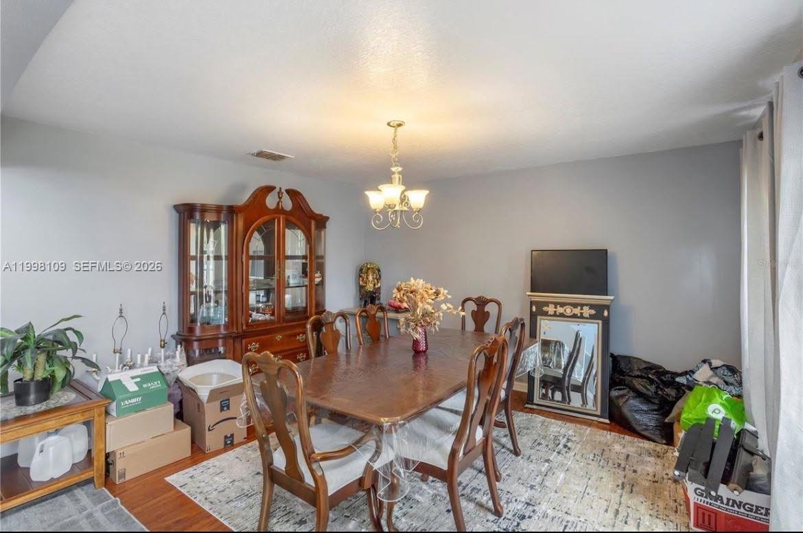 325 Thomasdale Avenue Property Photo 1