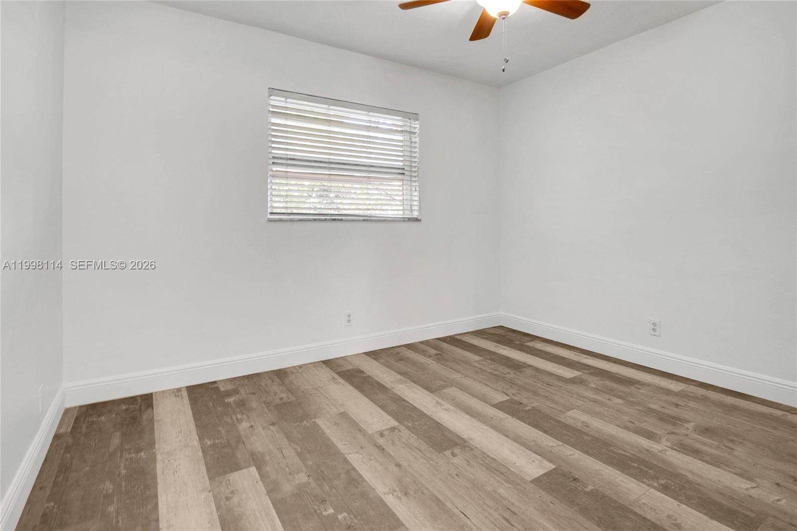 1125 Ne 16th Place 208 Property Photo 16