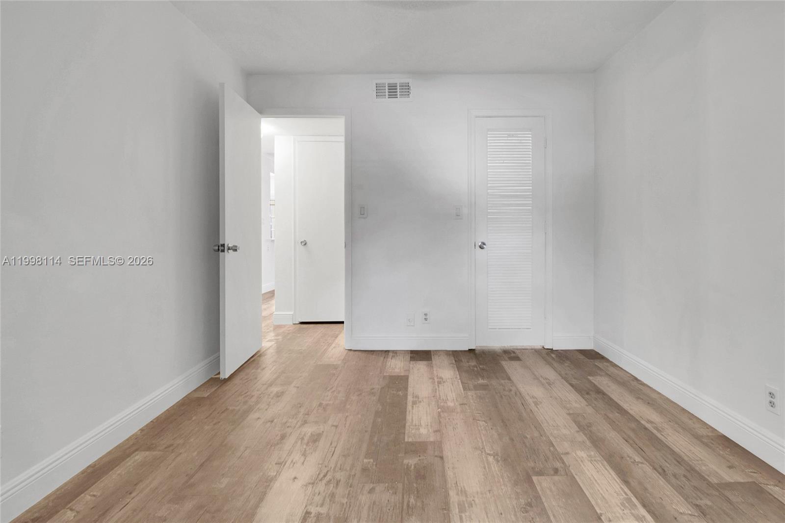 1125 Ne 16th Place 208 Property Photo 19