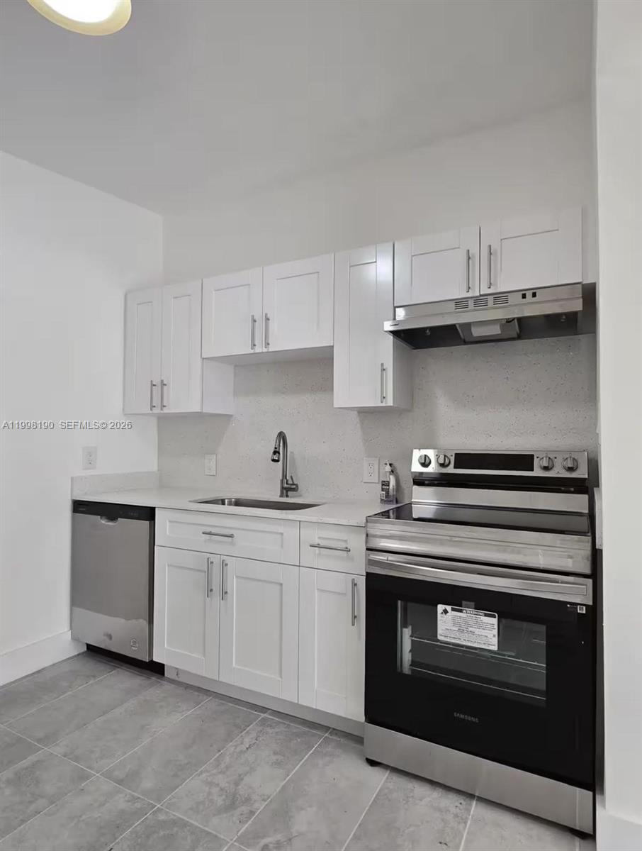 A11998190 Property Photo 6