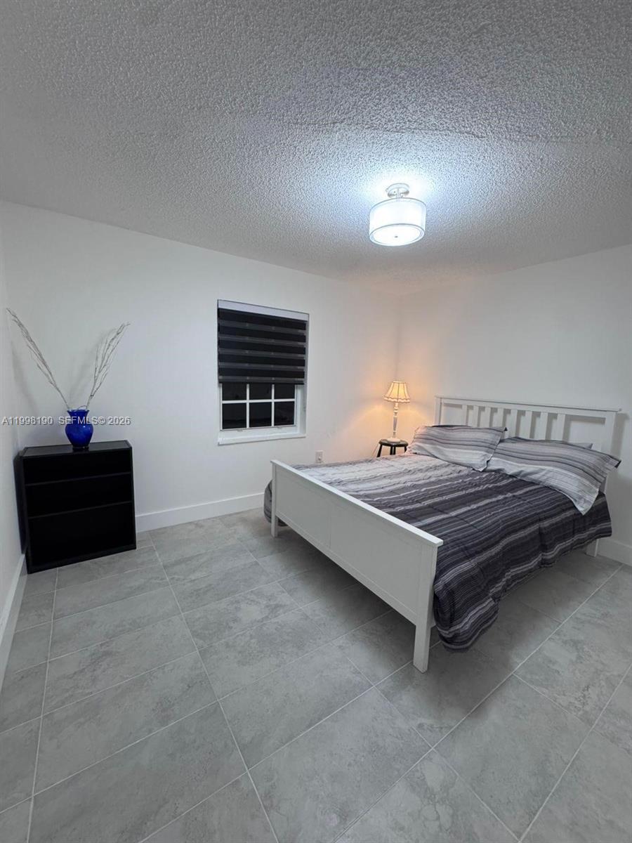 A11998190 Property Photo 35