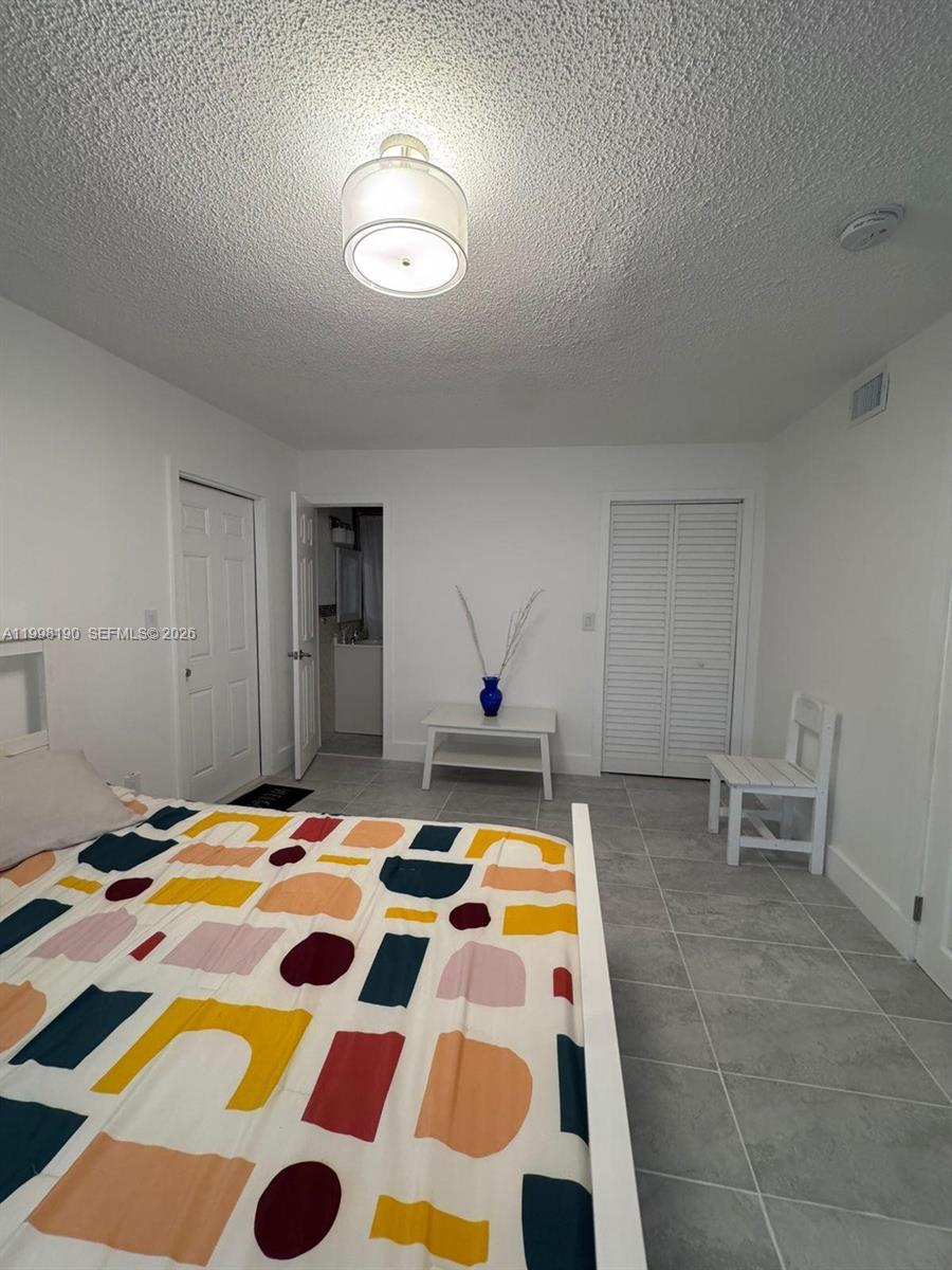 A11998190 Property Photo 39