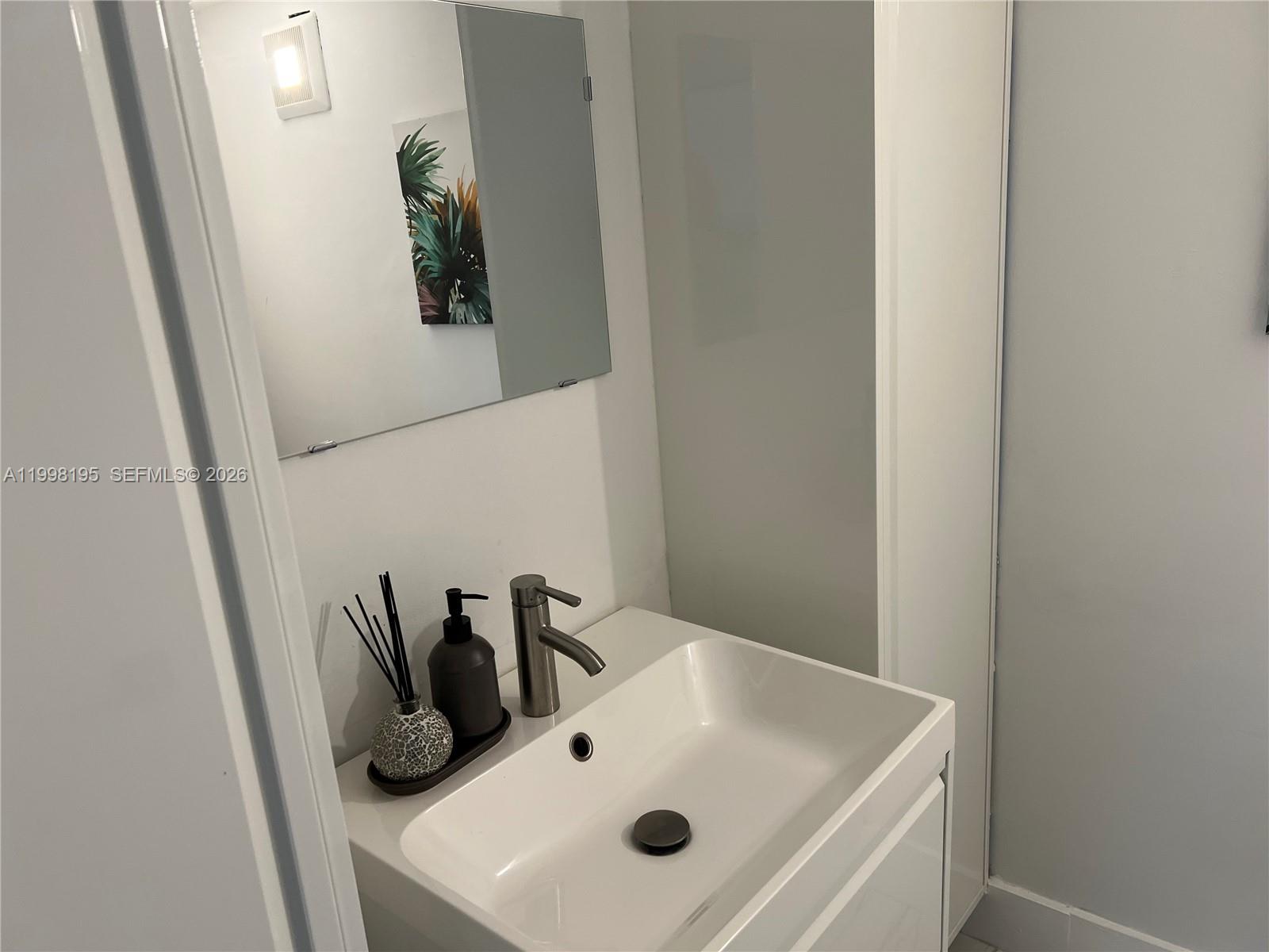 6545 Indian Creek Drive 506 Property Photo 13