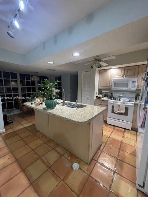 1350 S Fieldlark Lane Property Photo 3