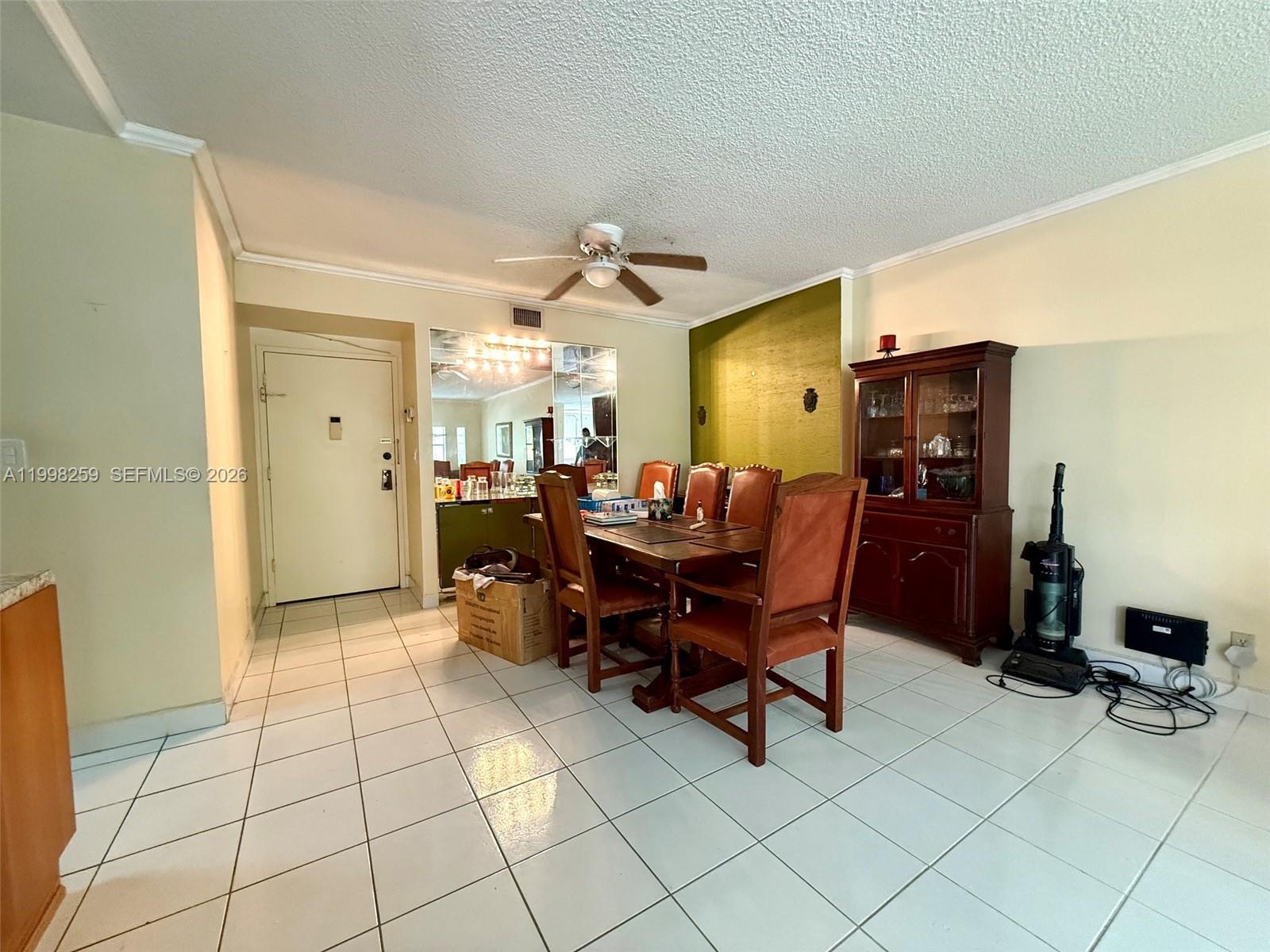 4350 Hillcrest Drive 303 Property Photo 14
