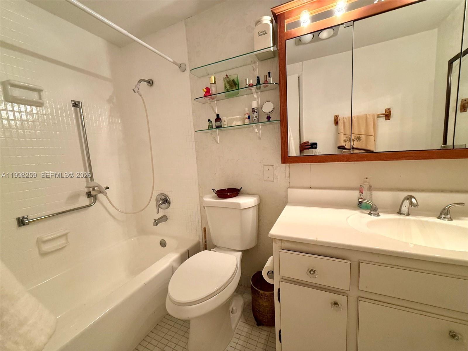 4350 Hillcrest Drive 303 Property Photo 19