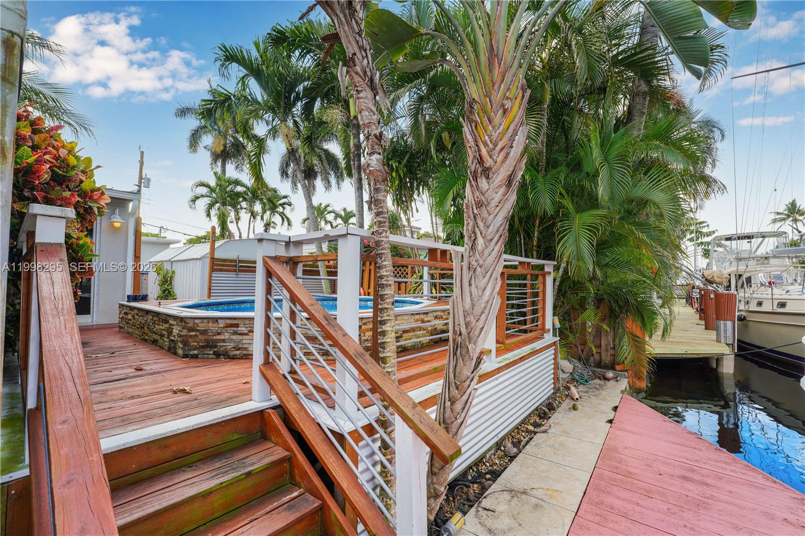 905 Mandarin Isle Property Photo 15