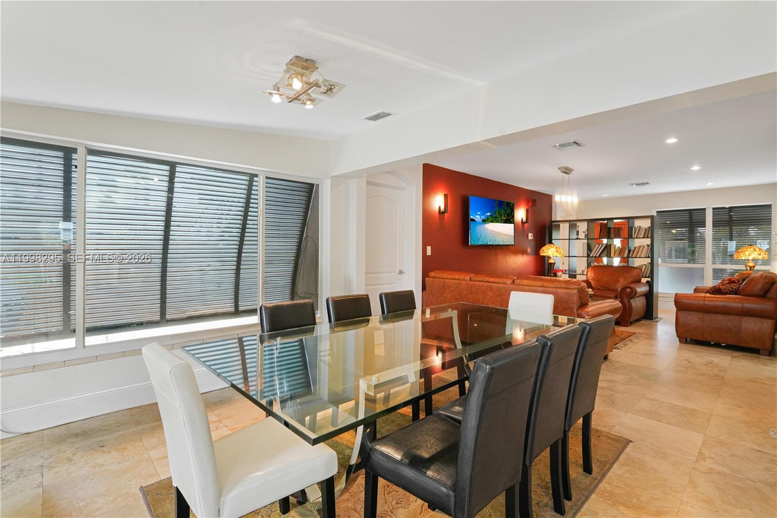 905 Mandarin Isle Property Photo 23