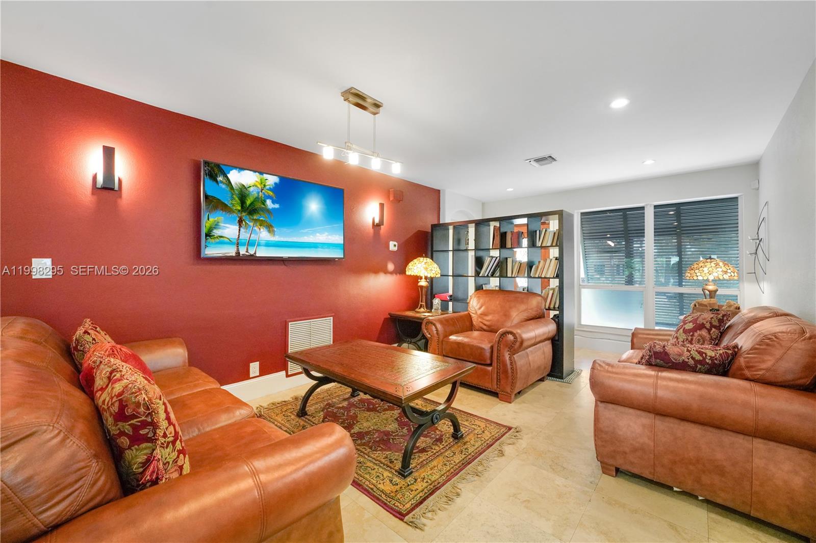 905 Mandarin Isle Property Photo 30