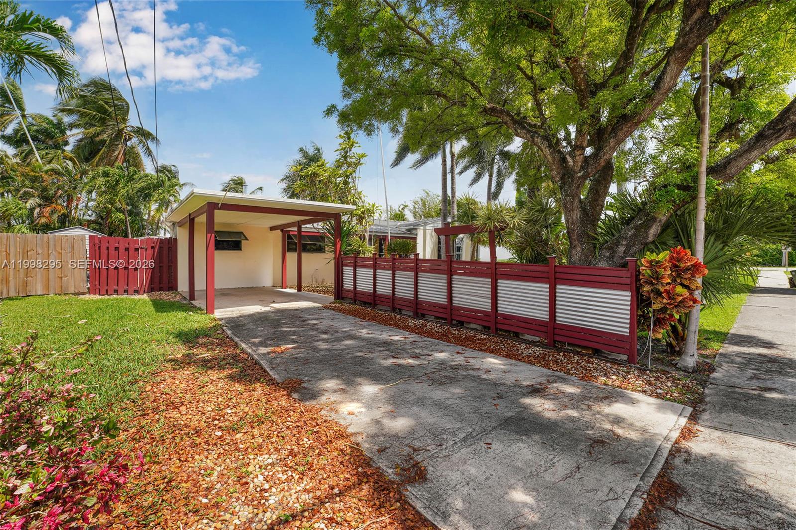 905 Mandarin Isle Property Photo 37