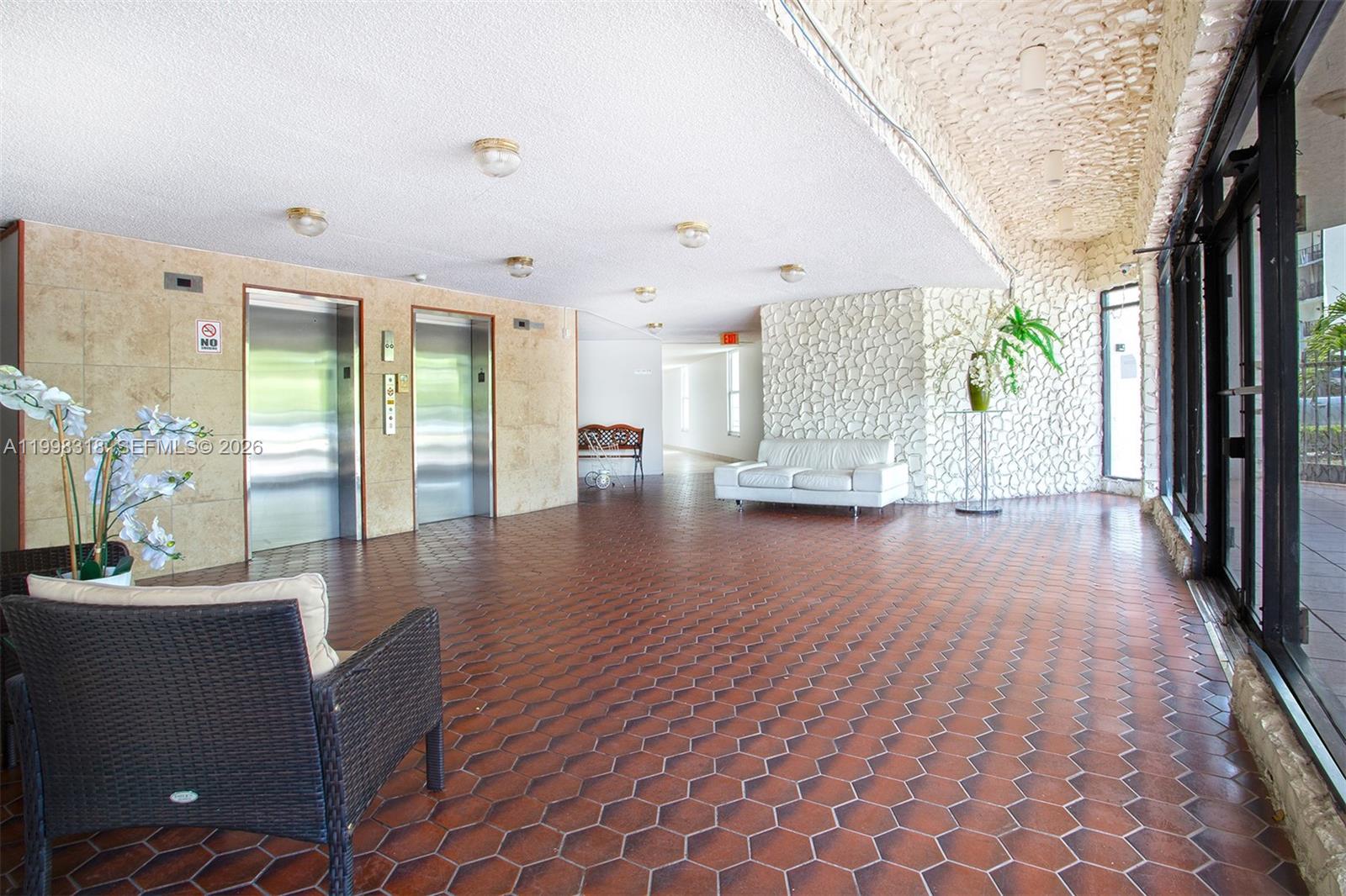 9682 Fontainebleau Boulevard 503 Property Photo 29