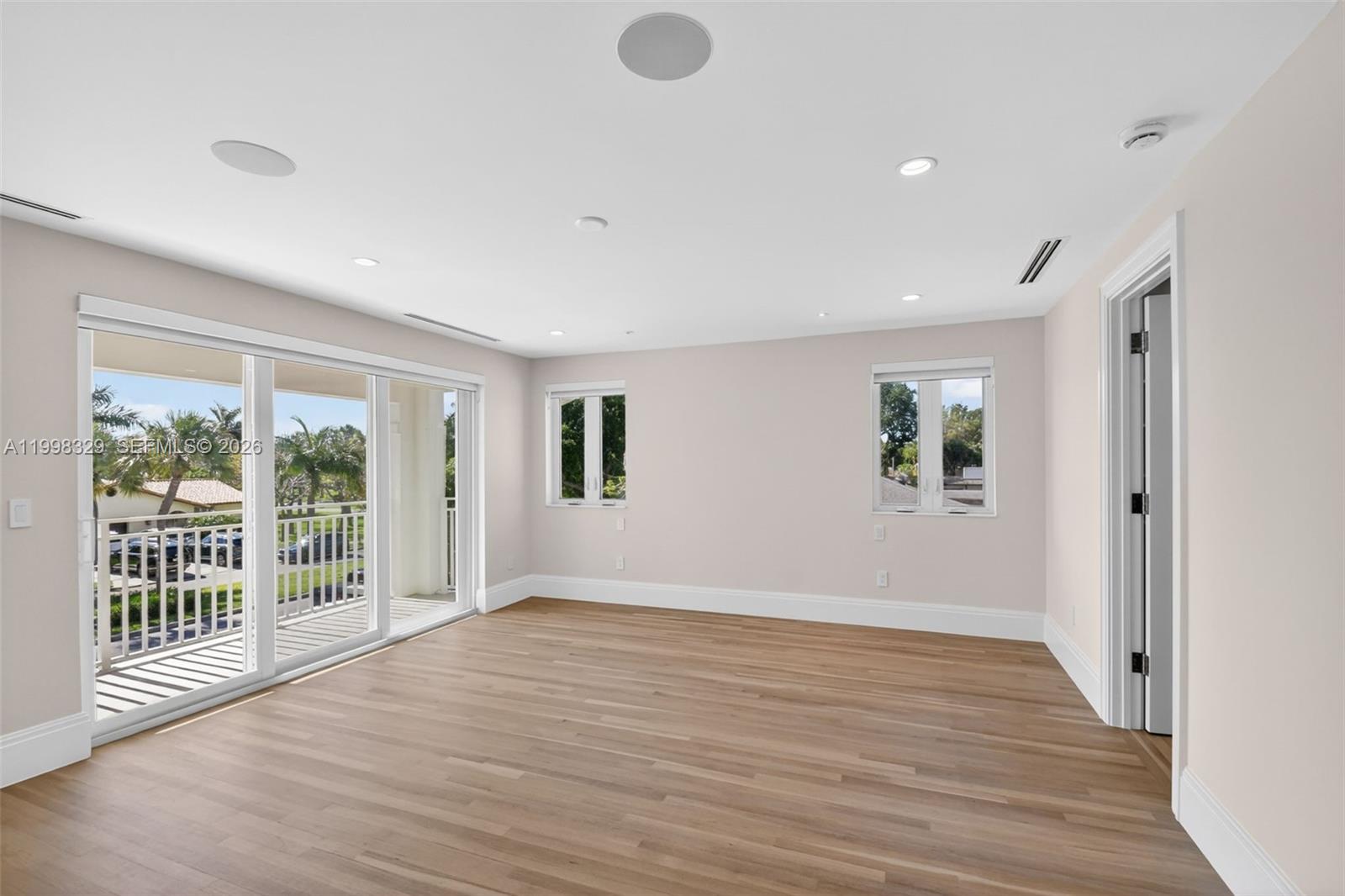 1017 S Palmway Property Photo 27