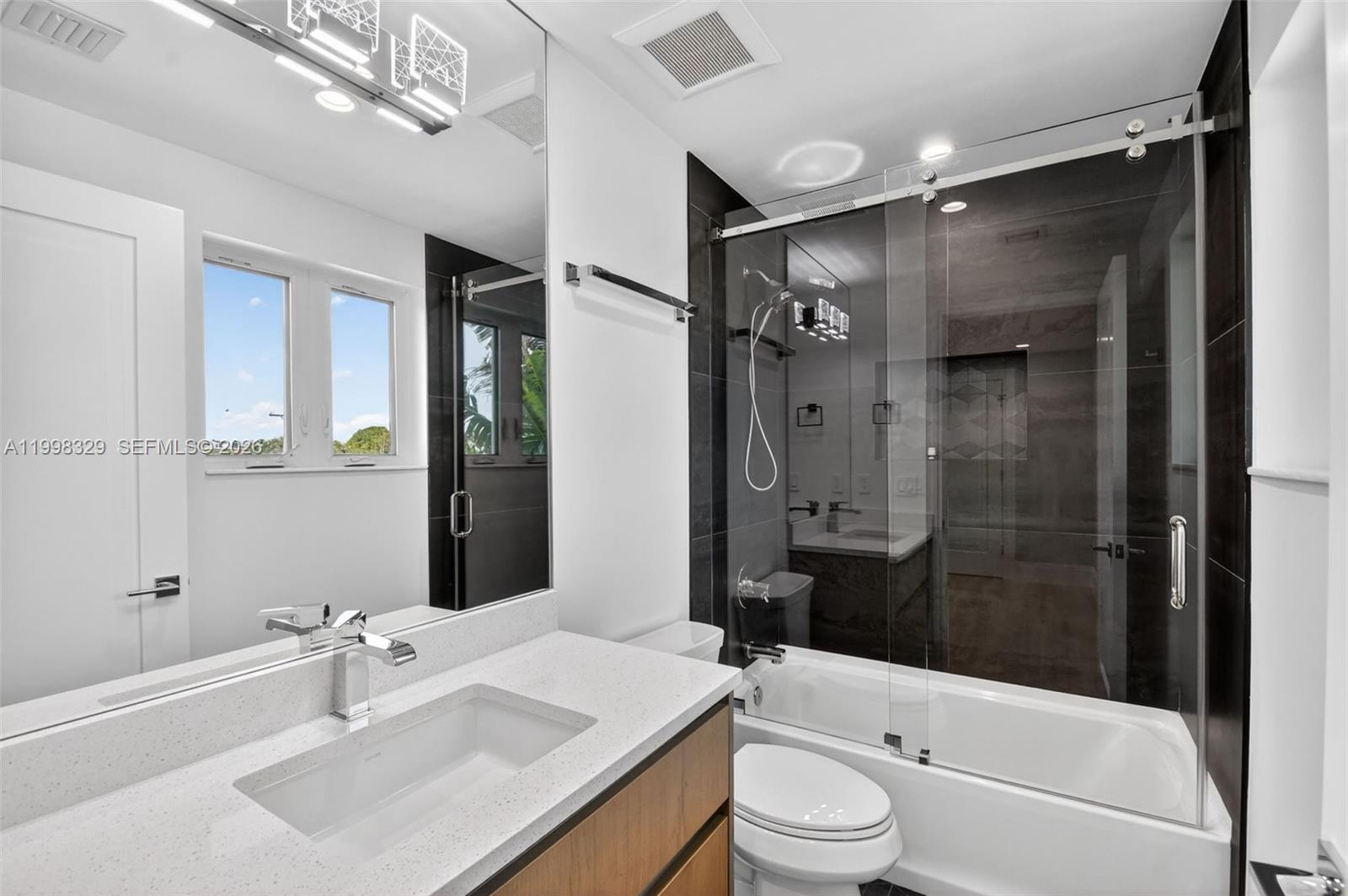 1017 S Palmway Property Photo 51