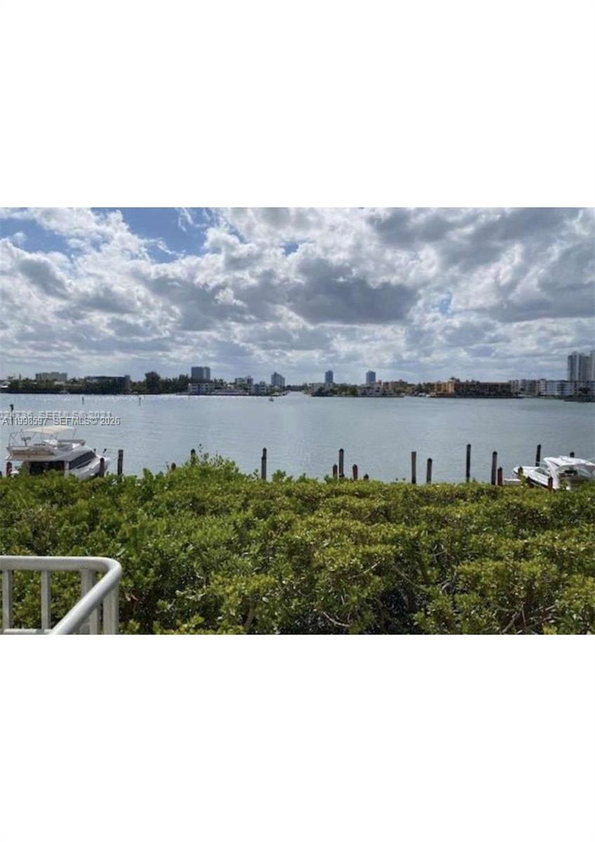 17050 N Bay Road 605 Property Photo 1