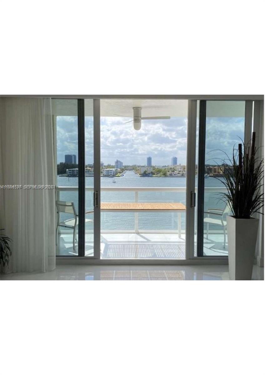 17050 N Bay Road 605 Property Photo 14