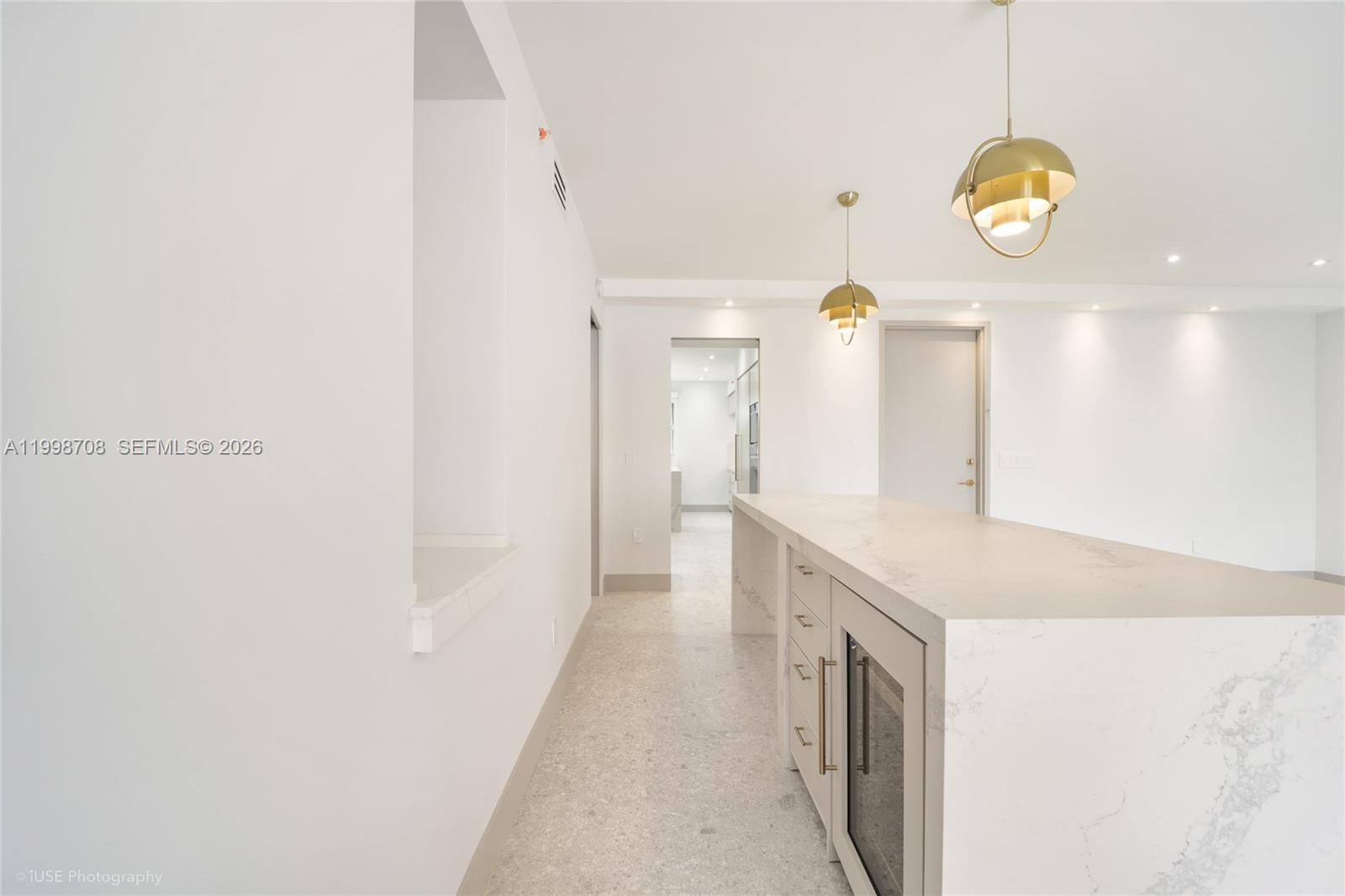 A11998708 Property Photo 15