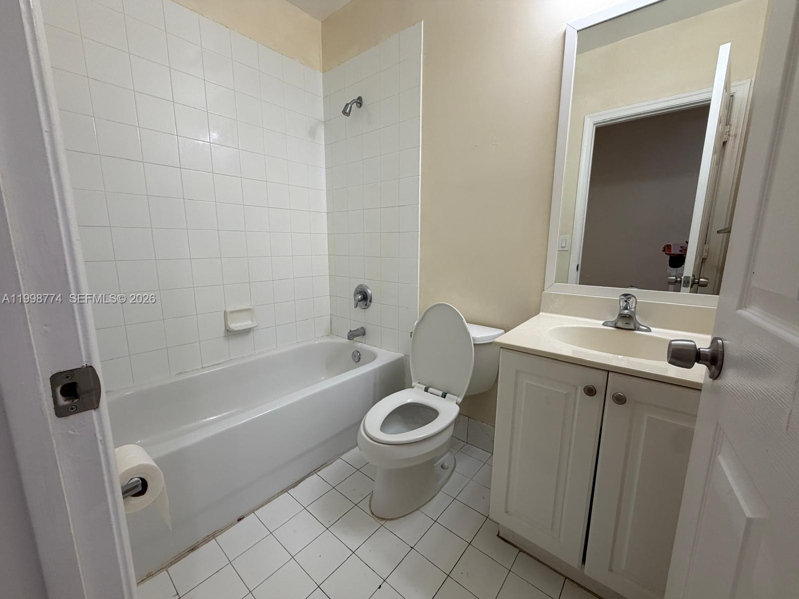8246 Sw 27th Street 103 Property Photo 17