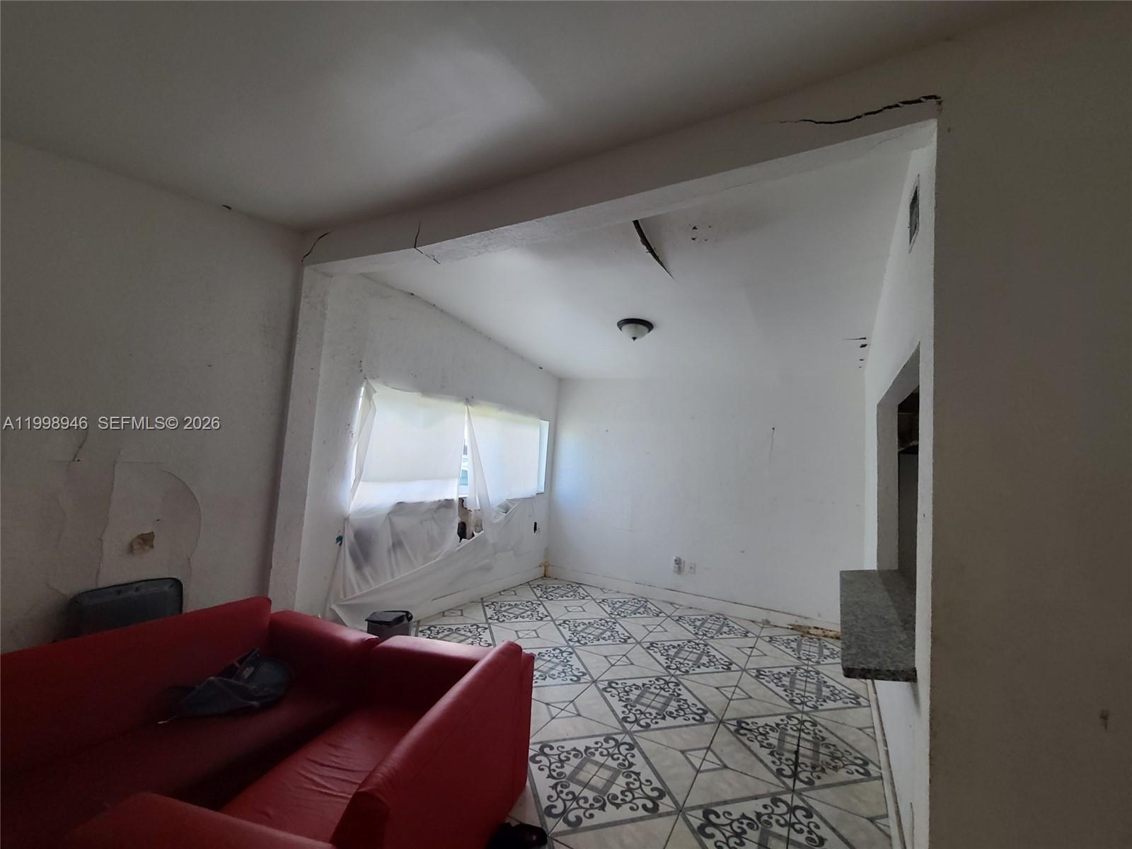 131 Nw 187th Street Property Photo 2