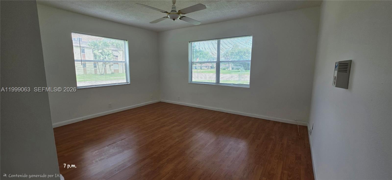 A11999063 Property Photo 7